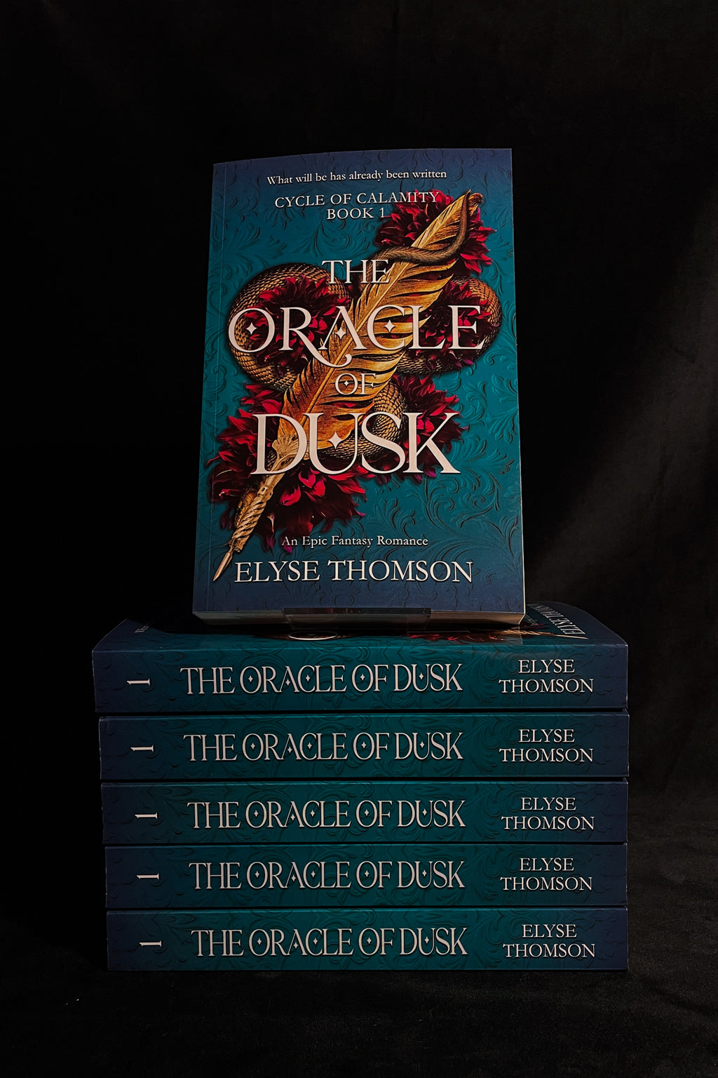 The Oracle of Dusk - Elyse Thomson