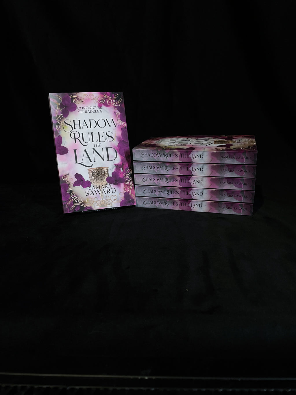 Shadow Rules the Land - Samara Saward