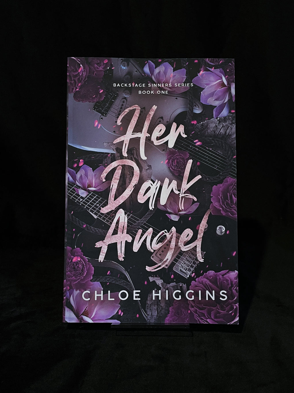 Her Dark Angel - Chloe Higgins